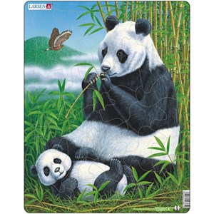 Larsen (D5) - "Panda in Natural Surrounding" - 33 pieces puzzle