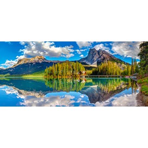 Castorland (B-060092) - "Emerald Lake, Canada" - 600 pieces puzzle