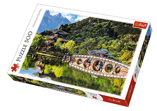Trefl (37258) - "Black Dragon Pool" - 500 pieces puzzle