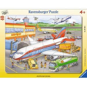 Ravensburger (06700) - "Little Airport" - 40 pieces puzzle