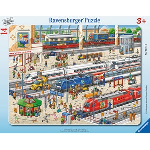 Ravensburger (06161) - "At the Train Station" - 14 pieces puzzle
