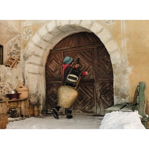 Ravensburger (10598) - "A Bell for Ursli" - 100 pieces puzzle